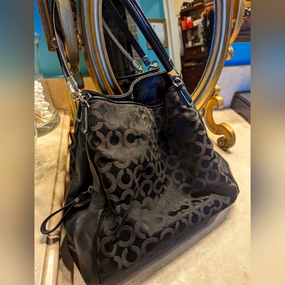 Coach Handbags - Black coach bag